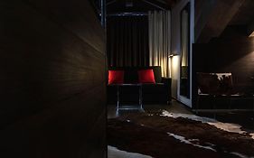 Avenue Lodge Hotel & Spa